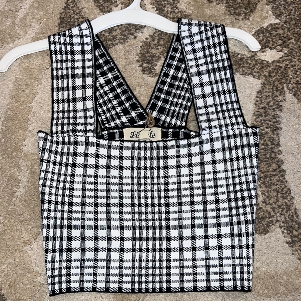 Brand new plaid cropped tank from Listicle in size small